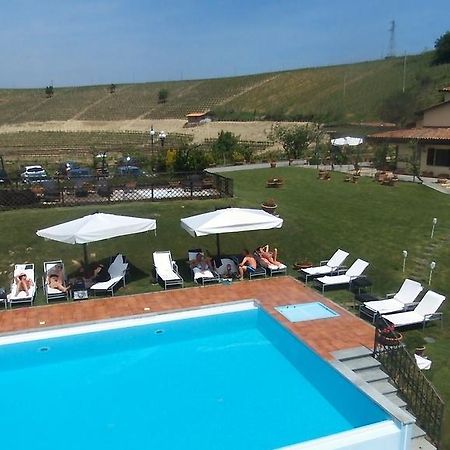Aparthotel La Maragliana Castel Rocchero Exteriér fotografie
