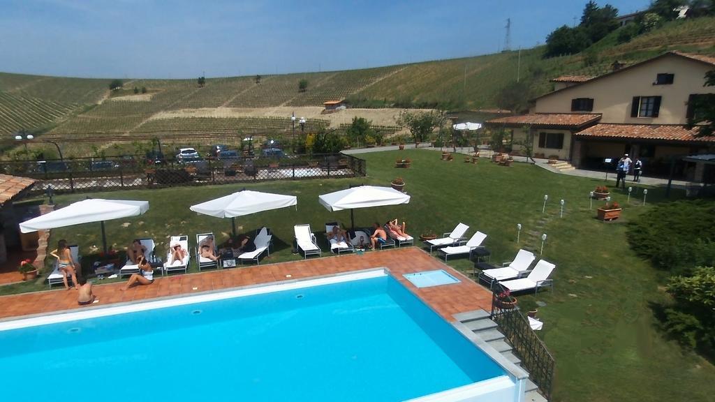 Aparthotel La Maragliana Castel Rocchero Exteriér fotografie