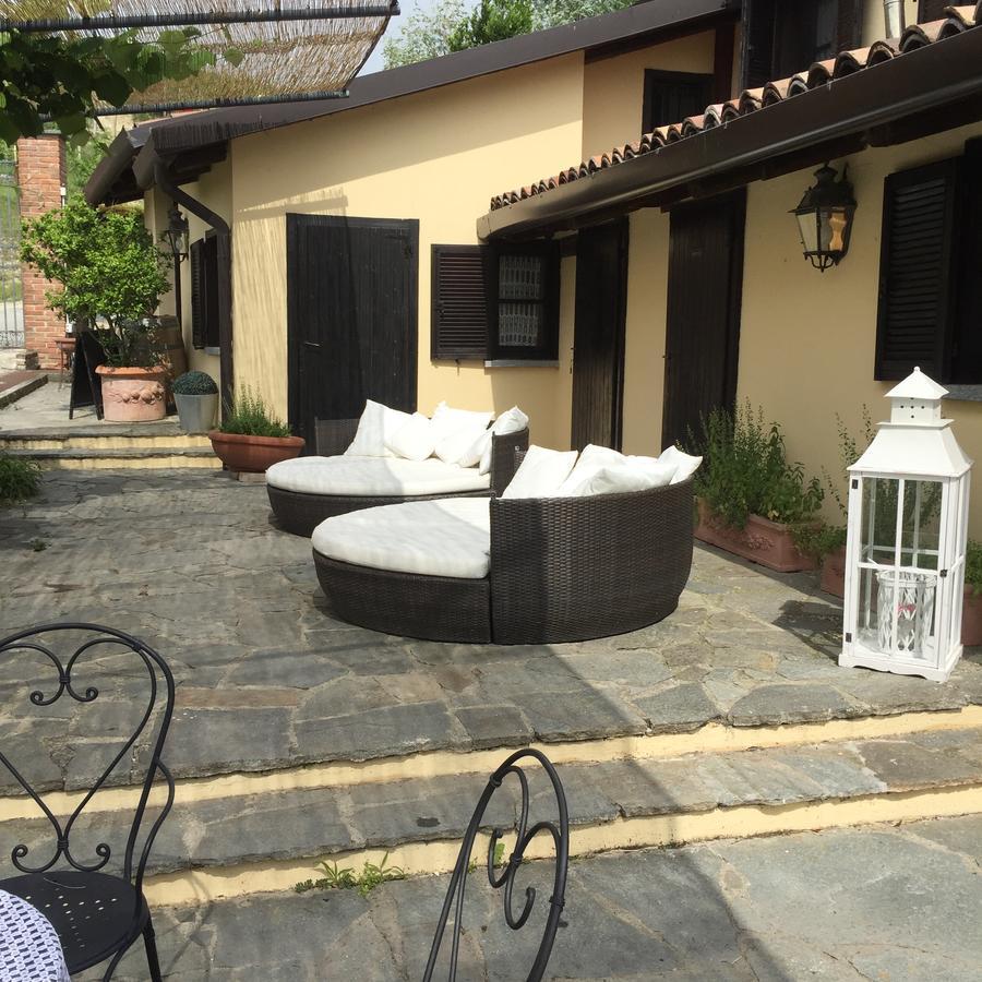 Aparthotel La Maragliana Castel Rocchero Exteriér fotografie