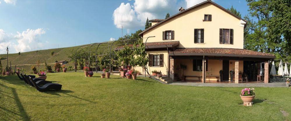 Aparthotel La Maragliana Castel Rocchero Exteriér fotografie
