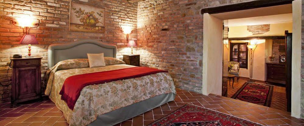 Aparthotel La Maragliana Castel Rocchero Exteriér fotografie